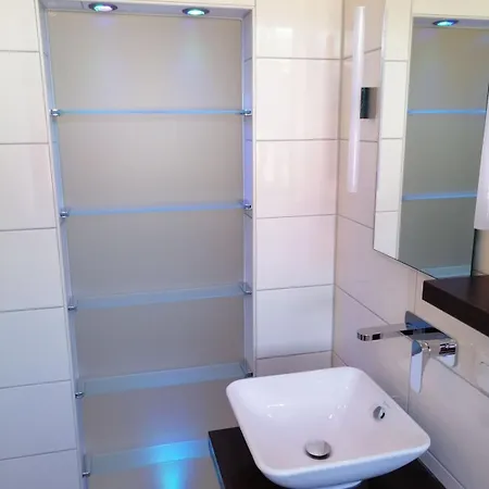 Moderne Und Ruhige * فوختواجن