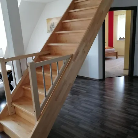 Moderne Und Ruhige Apartment Feuchtwangen