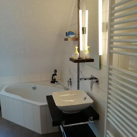 شقة Moderne Und Ruhige فوختواجن
